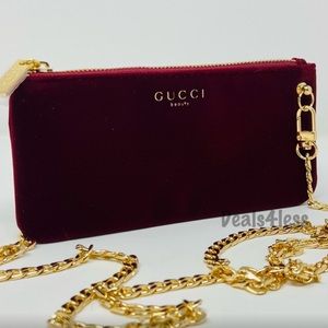 Gucci Beauty Pouch To Crossbody Purse Velvet Burgundy Gold Chain Mini Handbag